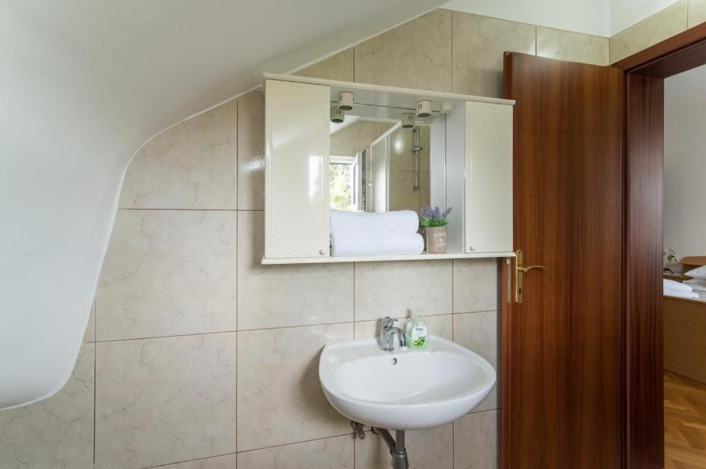 Apartment Marcela Sutivan Kültér fotó